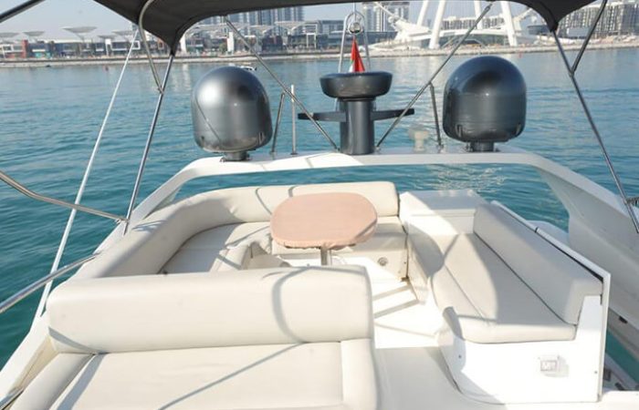 Dream rental yacht dubai 62 ft image 2