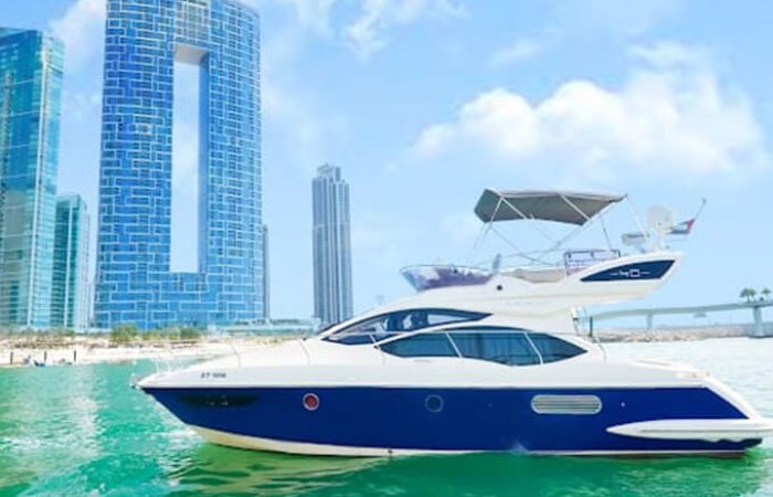 Dream yacht dubai 42 ft rental yacht 1