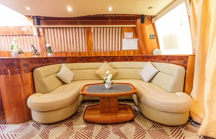 Luxury Rental yacht dubai 58 ft image 3