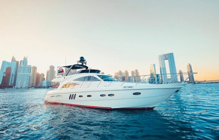 Luxury yacht dubai rental 68 ft image 3