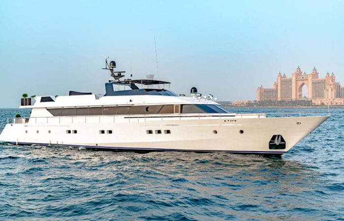 Premium yacht dubai 142 ft image 4